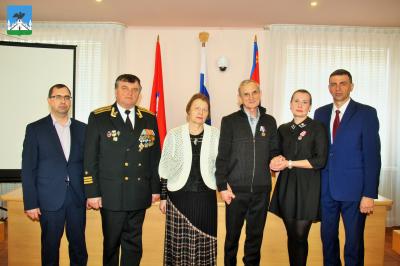 Орловцы удостоились наград «Отец солдата» и «Волонтёры России»