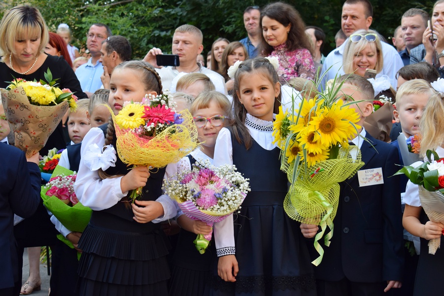 Лицей 1 6 класс. Лицей 18 Орел. 22 Лицей город Орел. Школа 3 Орел. Город Орел 32 лицей.