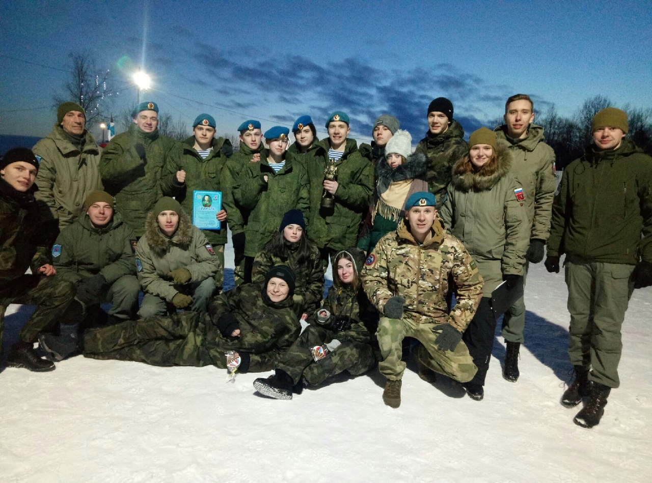 Воспитанники центра «Десантник» стали призерами военно-спортивной эстафеты «Внуки Маргелова» Воспитанники центра «Десантник» стали призерами военно-спортивной эстафеты «Внуки Маргелова»