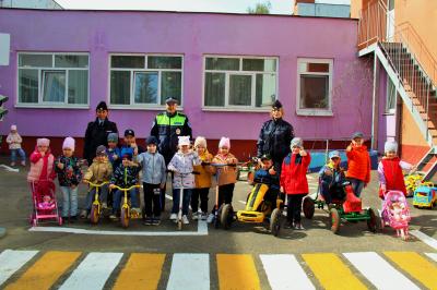 В детском саду №85 состоялось торжественное открытие пресс-центра юных помощников инспекторов дорожного движения