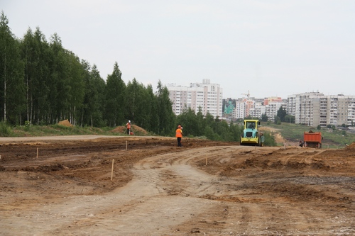 Новый подрядчик обещает сдать первую очередь дороги по улице Раздольной к концу этого года