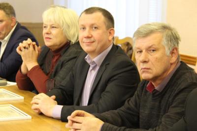 Работников ЖКХ и ТЭК поблагодарили за успешное вхождение в отопительный период