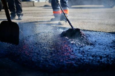 С начала года в Орле отремонтировано свыше 4 000 кв.м дорожного полотна