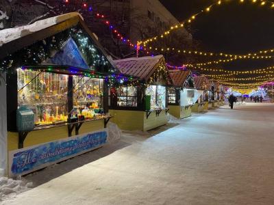 Новогодняя ярмарка на площади Ленина откроется через три недели 