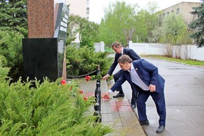 Василий Новиков и Александр Муромский почтили память павших в Великой Отечественной войне  