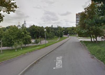 В пер. Почтовом вдоль Детского парка установят дополнительные опоры освещения 