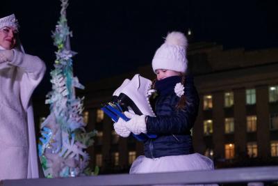 За две недели на центральный каток Орла вышли 20 тыс. фигуристов-любителей