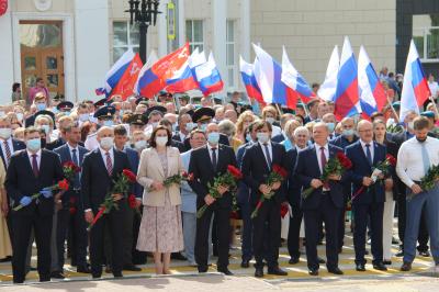 С праздником, Город Воинской Славы!