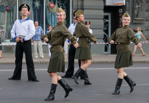"Мой дед героем был – и я таким же стану!" "Мой дед героем был – и я таким же стану!"