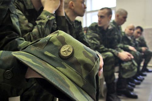 В областном центре стартовал весенний призыв В областном центре стартовал весенний призыв