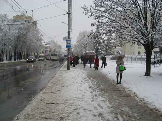 Городские коммунальные службы работают в усиленном режиме