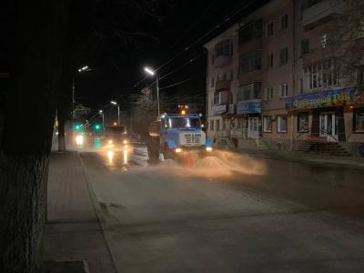 Сегодня на уборку города вышли 37 единиц техники 