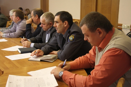 Глава администрации "размагнитил" проблему Глава администрации "размагнитил" проблему