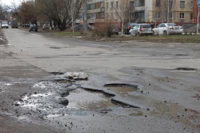 Гарантийного ремонта требуют 17 объектов улично-дорожной сети