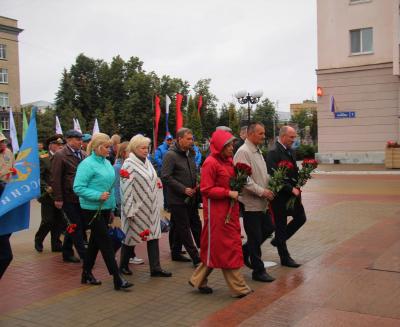 Орел принял участие в автопробеге в поддержку Вооруженных Сил Российской Федерации