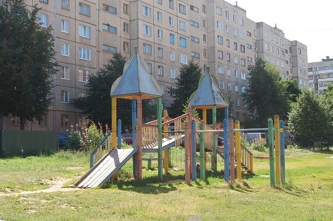 В Орле проверили порядка 600 детских площадок В Орле проверили порядка 600 детских площадок
