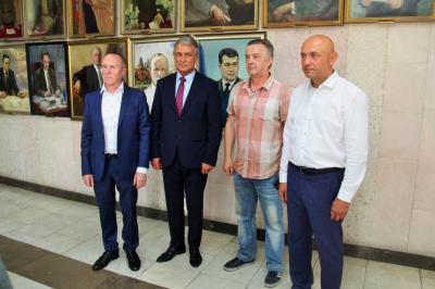 В Галерее руководителей Орла появились новые портреты