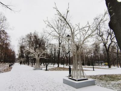 Подготовка к Новому году продолжается
