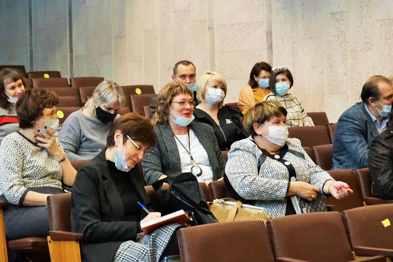 Подведены промежуточные итоги работы системы образования Орла