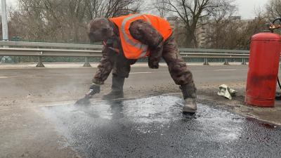 На мосту Дружбы ведётся ремонт деформационных швов