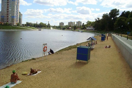 Пляж у Городского парка культуры и отдыха официально открыт