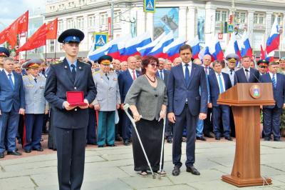 Городу Орлу передали в дар орден Красного Знамени Ивана Санько