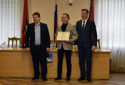 Работников культуры поздравили с профессиональным праздником