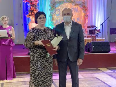 Орловским педагогам вручили муниципальные премии