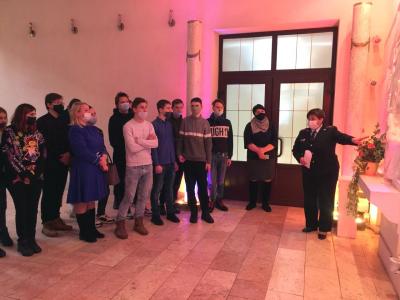 Подросткам провели экскурсию по Культурному центру УМВД 