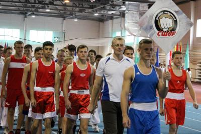 Физкультурников поздравили с профессиональным праздником