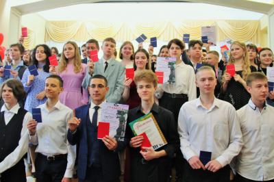 Для выпускников Детской музыкальной школы №1 им. В.С. Калинникова прозвенел последний звонок