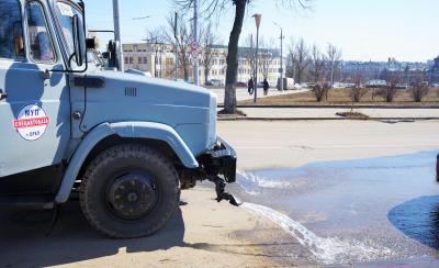 План «Спецавтобазы» по уборке улиц на 12 апреля