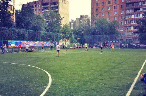 В Железнодорожном районе Орла теперь есть  футбольное поле с искусственным покрытием