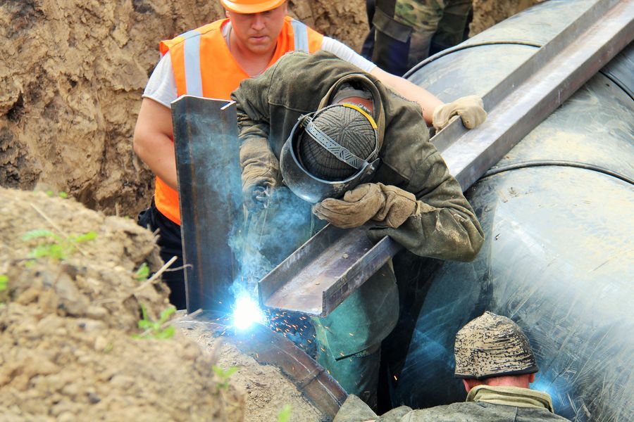 На водоводе Советского района произошла авария На водоводе Советского района произошла авария