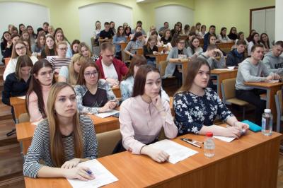 Старшеклассников проверят на знание экономической теории и основ предпринимательства