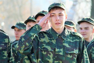 В Орле идет военный призыв