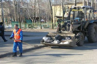 Спецавтобаза начинает подготовку к летнему периоду