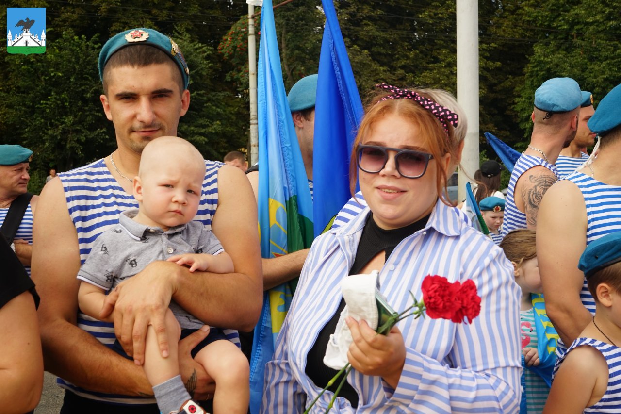 Орёл отмечает День Воздушно-десантных войск Орёл отмечает День Воздушно-десантных войск